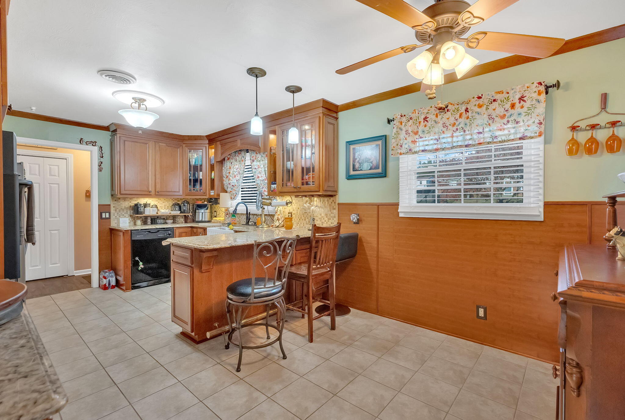 113 Lynfield Road Bristol, TN 37620 - Photo 19 of 27 9-web-or-mls-217A9013