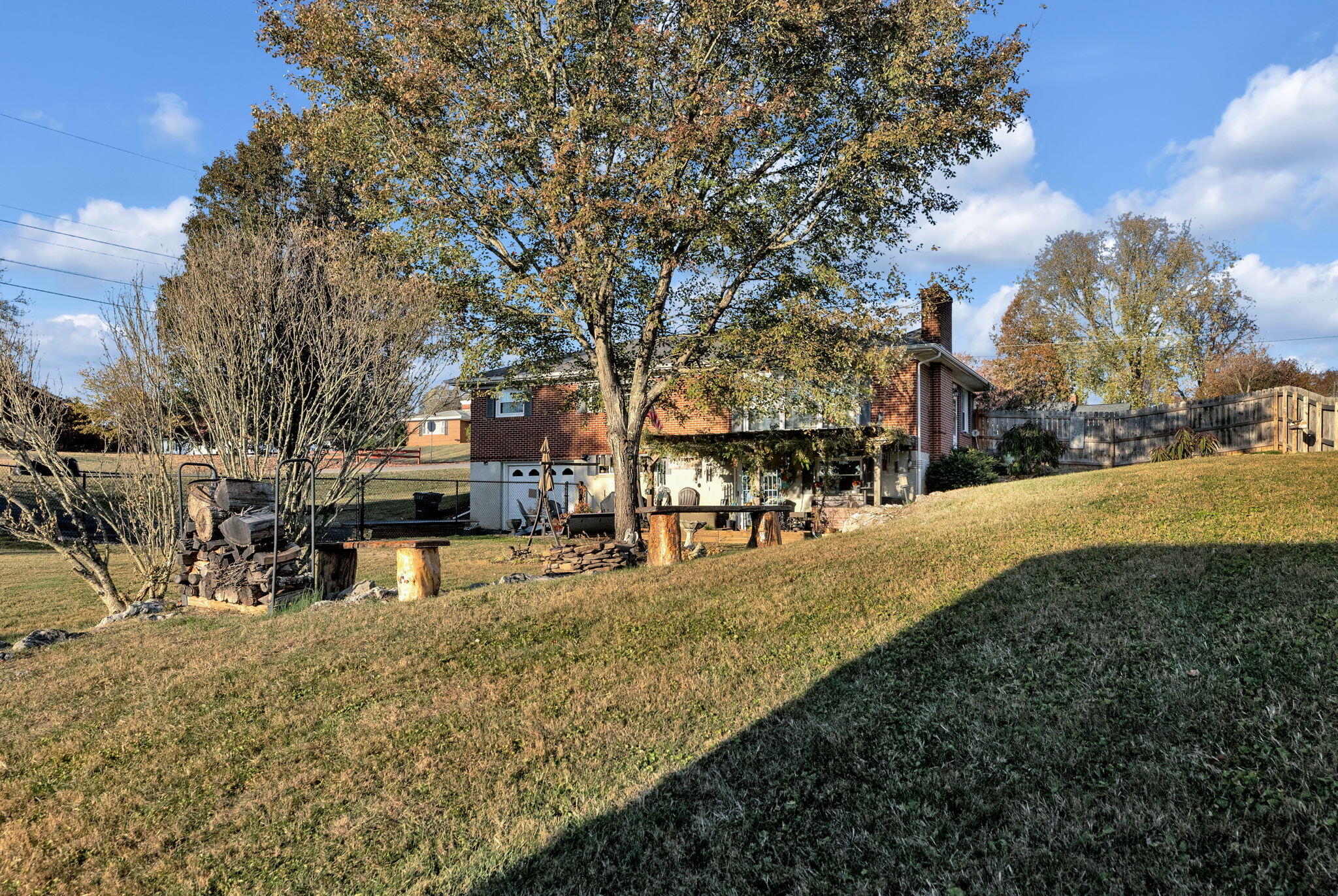 113 Lynfield Road Bristol, TN 37620 - Photo 4 of 27 26-web-or-mls-217A9103