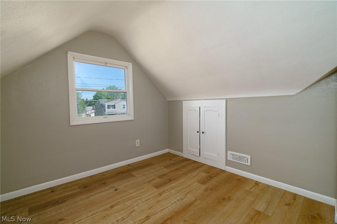 3109 Snow Road Cleveland, OH 44134 - Photo 17 of 41