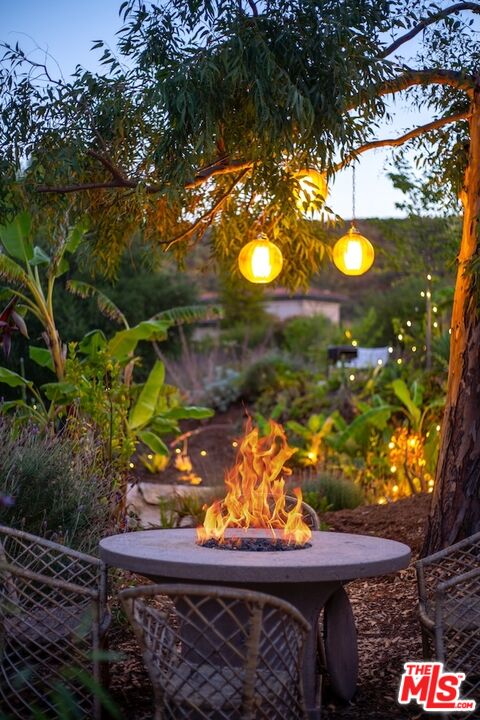 24537 Dry Canyon Cold Creek Road Calabasas, CA 91302 - Photo 25 of 34