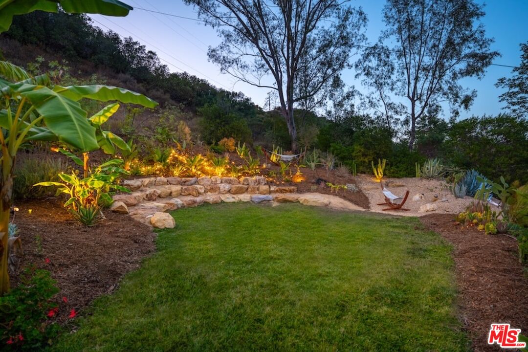 24537 Dry Canyon Cold Creek Road Calabasas, CA 91302 - Photo 31 of 32