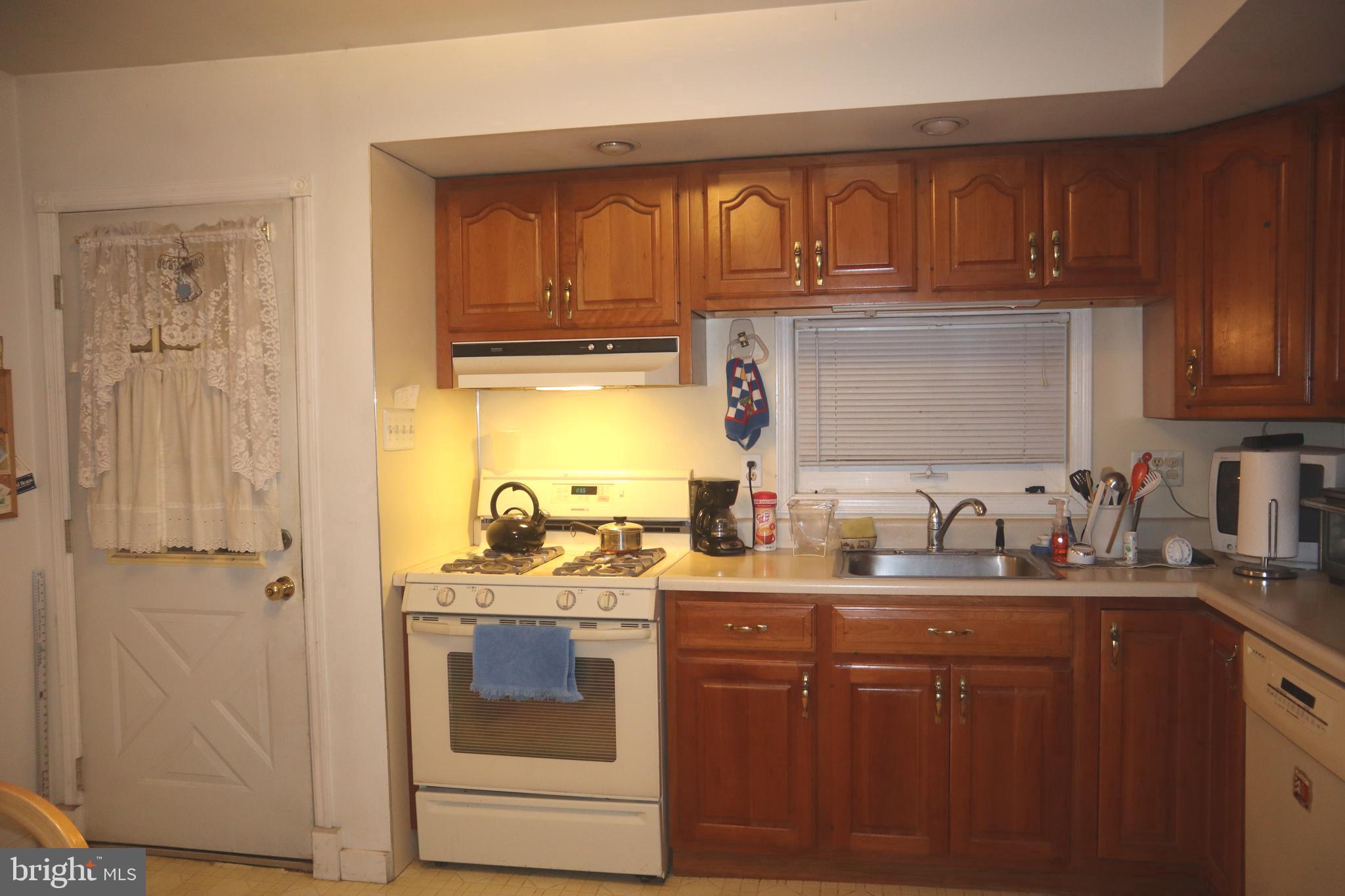 151 Valley Road Warminster, PA 18974 - Photo 13 of 31