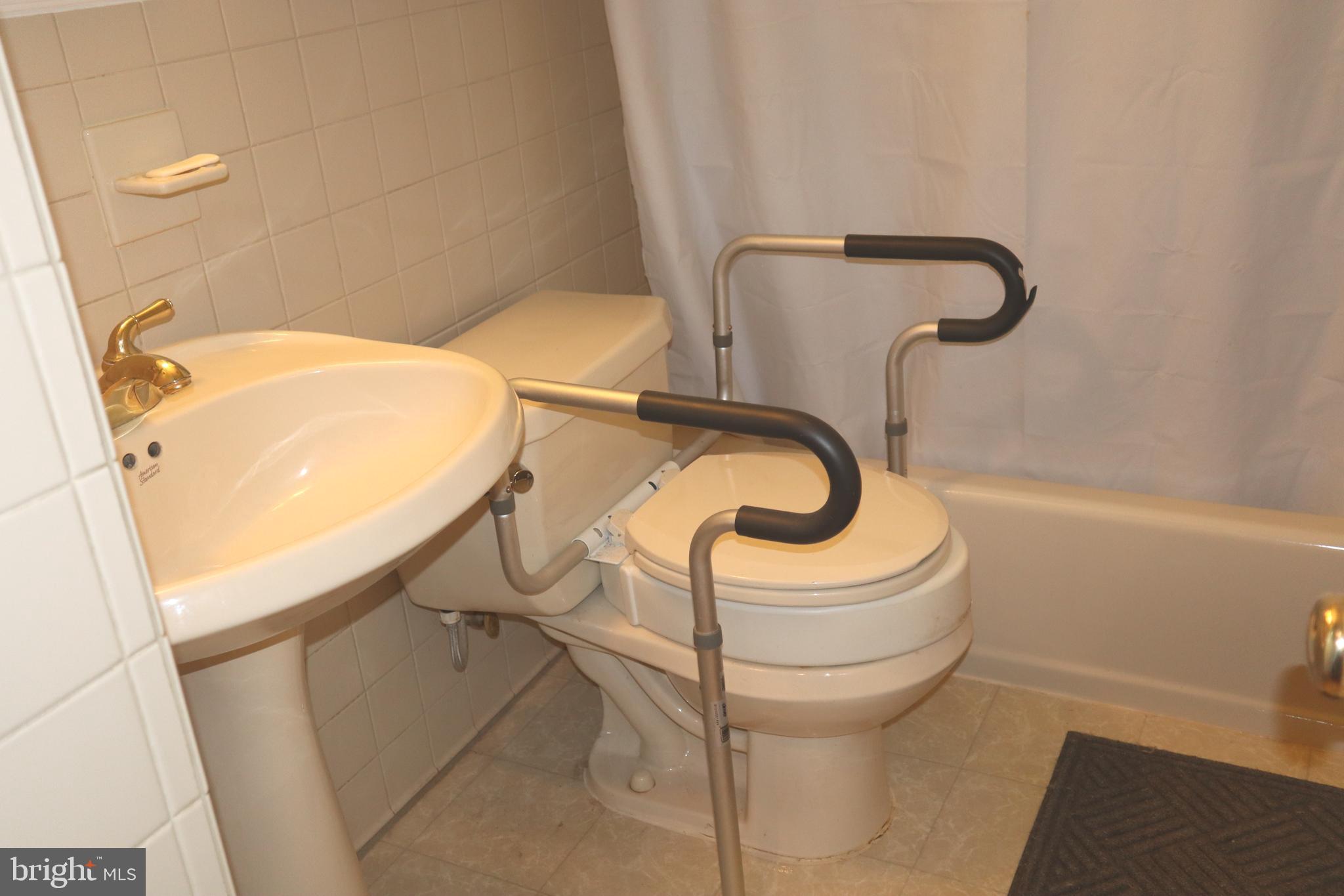 151 Valley Road Warminster, PA 18974 - Photo 22 of 31