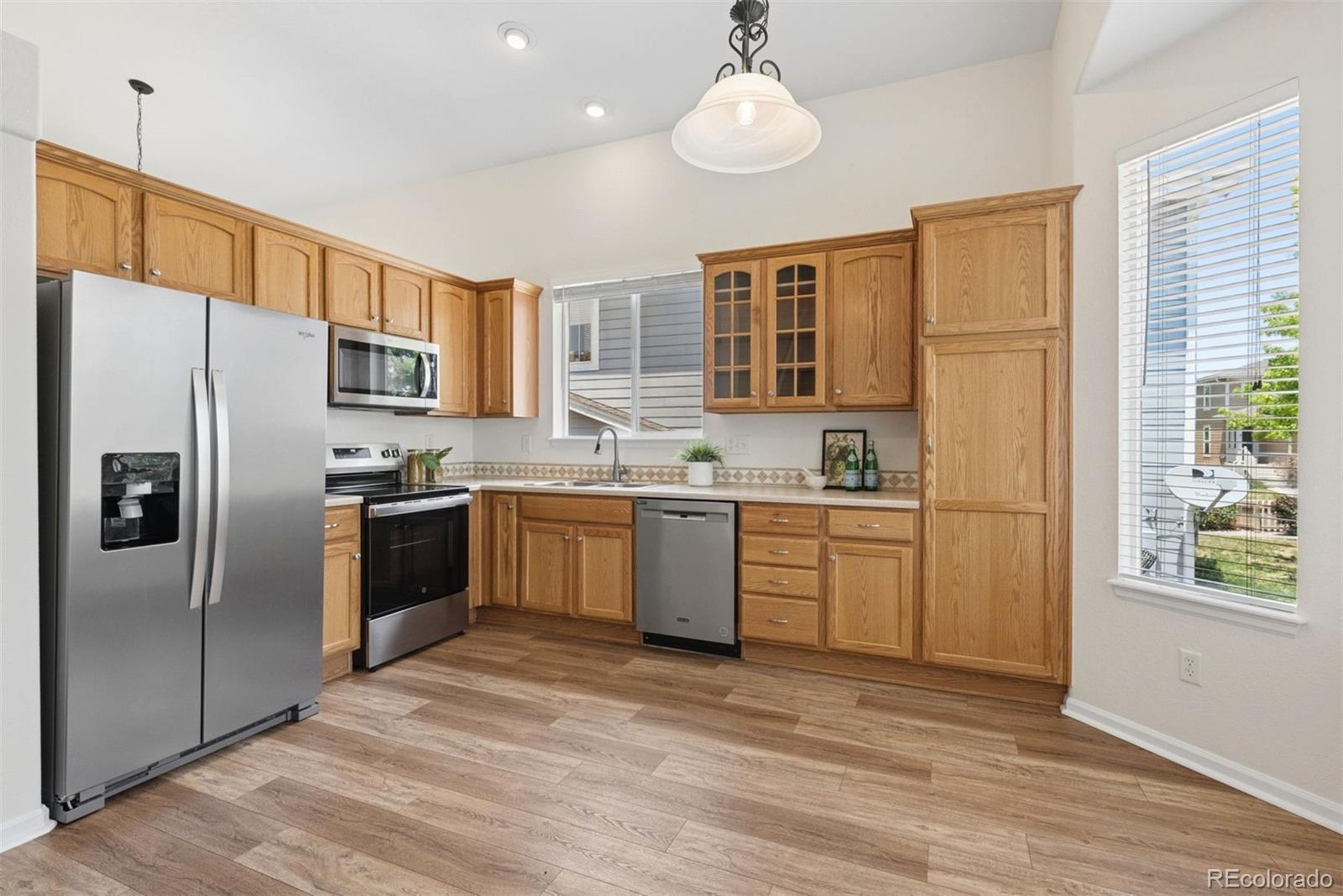 10747 Towerbridge Circle Highlands Ranch, CO 80130 - Photo 7 of 35