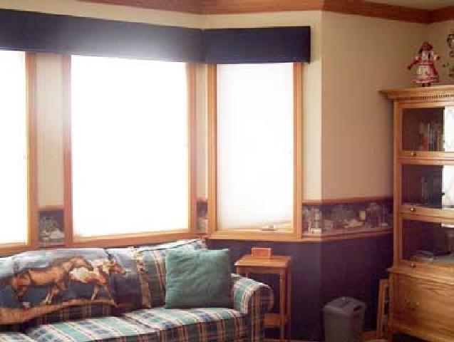12804 Douglas Road Yakima, WA 98908 - Photo 5 of 9 a living room with furniture and a window