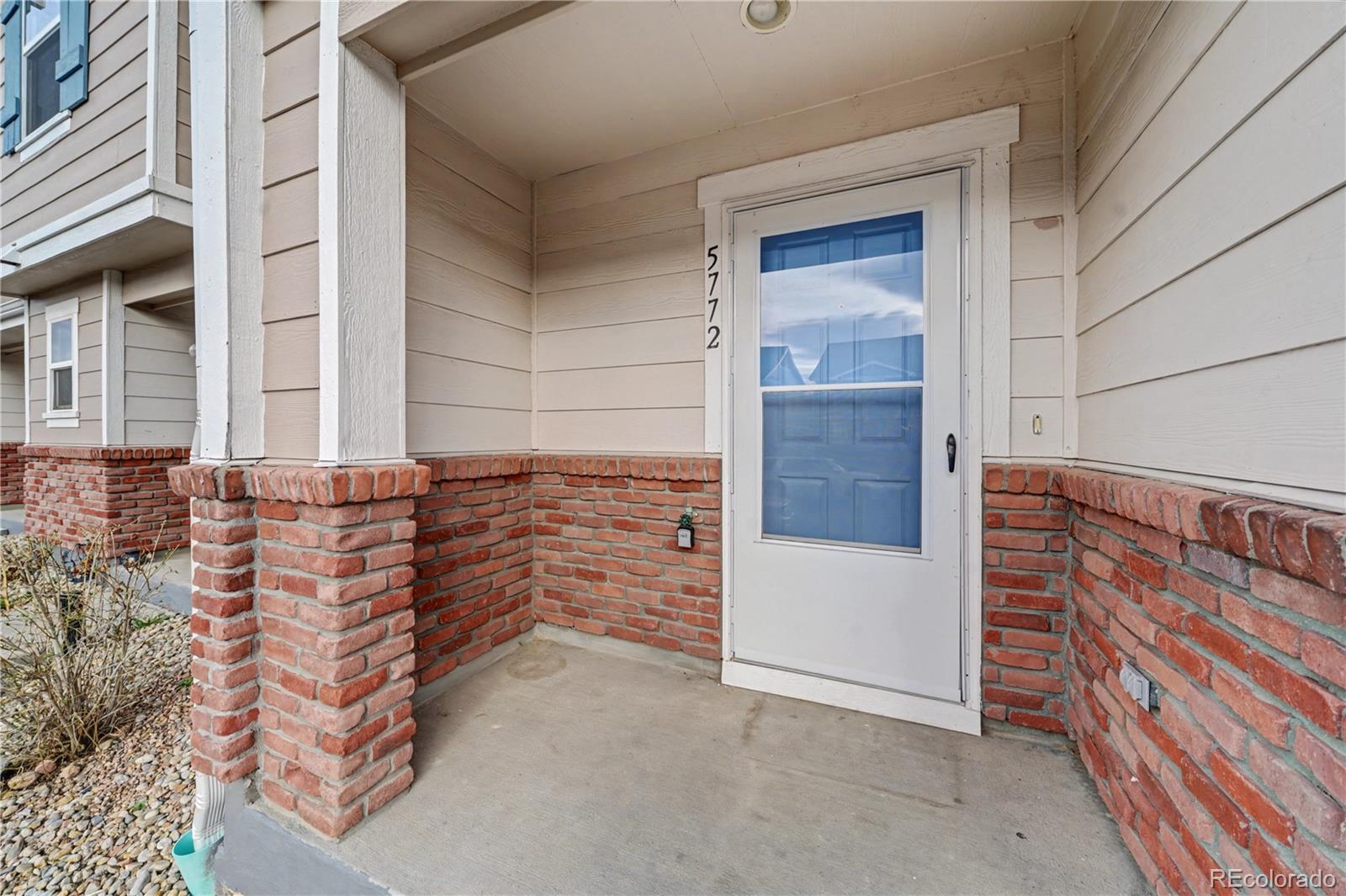 5772 Ceylon Street Denver, CO 80249 - Photo 3 of 21