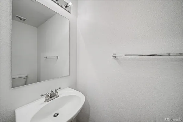 $2,695 | 5772 Ceylon Street, Denver, CO 80249