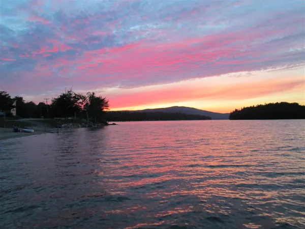 $1,999 | 135 West Shore Road, Unit COTTAGE #3, Bristol, NH 03222