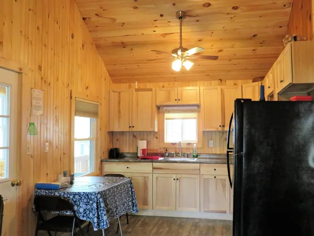 $1,999 | 135 West Shore Road, Unit COTTAGE #3, Bristol, NH 03222