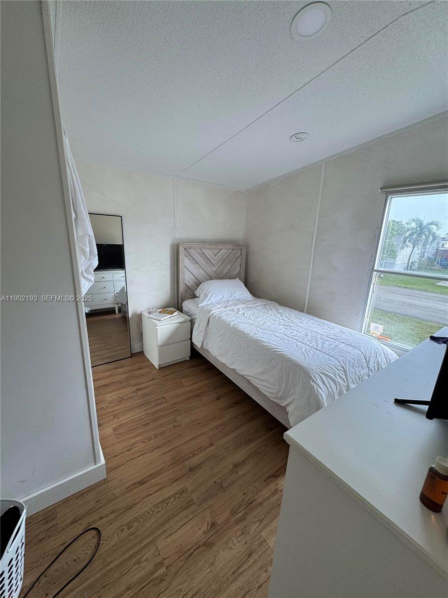 575 Southwest 131st Avenue Davie, FL 33325 - Photo 7 of 20