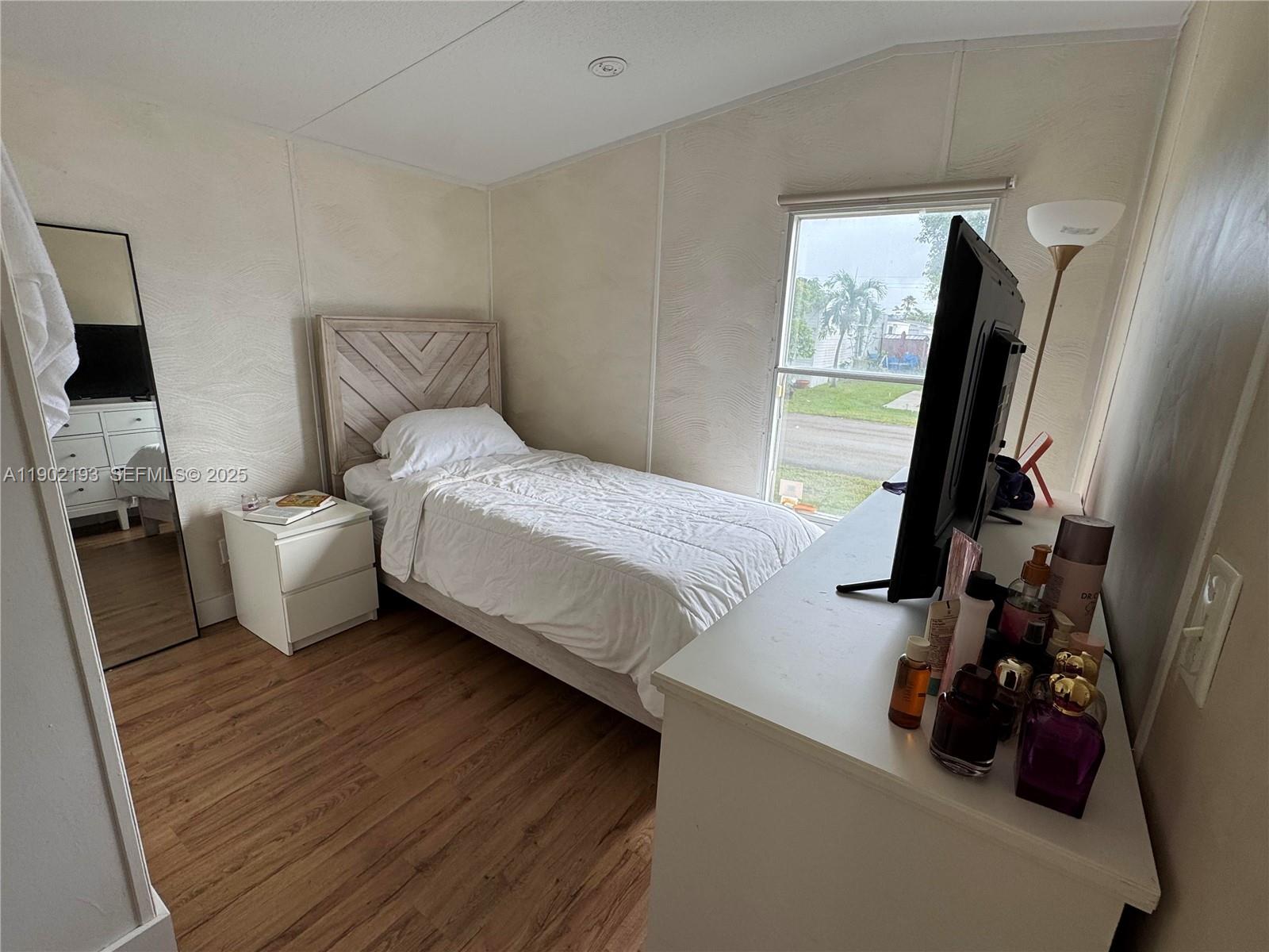 575 Southwest 131st Avenue Davie, FL 33325 - Photo 8 of 20