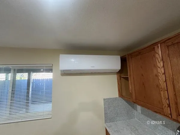 $995 | 26345 Highway 243, Unit F, Idyllwild, CA 92549