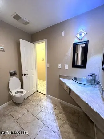 $1,775 | 19 Stratford Place, Gulfport, MS 39503