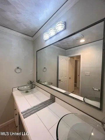 $1,775 | 19 Stratford Place, Gulfport, MS 39503