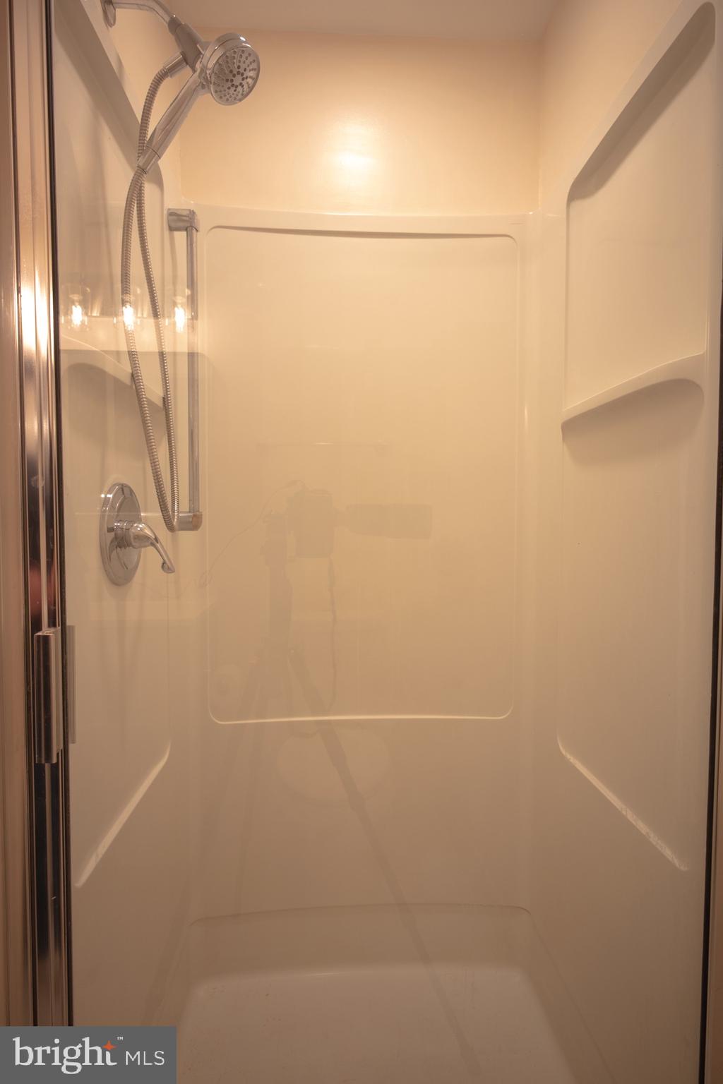 2104 Steuben Way Silver Spring, MD 20905 - Photo 20 of 25 a bathroom with a shower