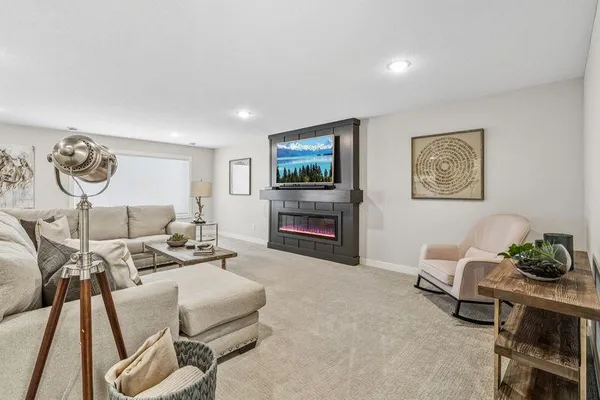 $714,000 | 14950 142nd Avenue North, Dayton, MN 55327