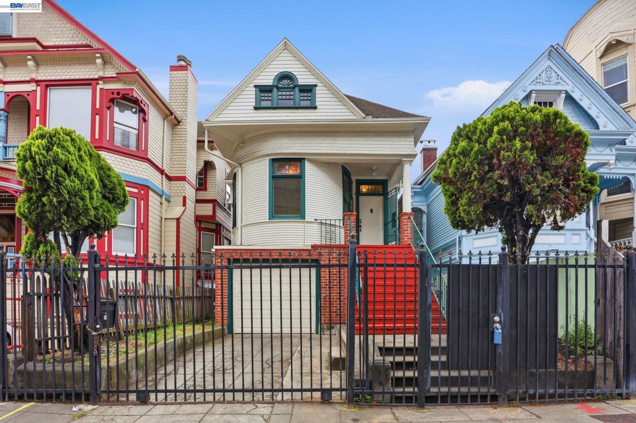55 8th Street Oakland, CA 94607 - Photo 1 of 53