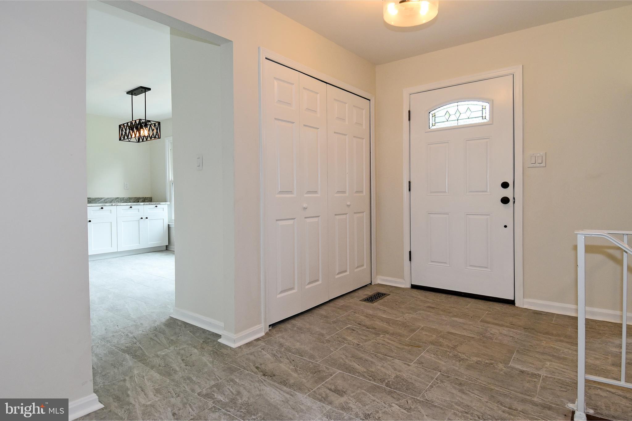 6 Narrows Court Silver Spring, MD 20906 - Photo 3 of 53 Gallery Image 3