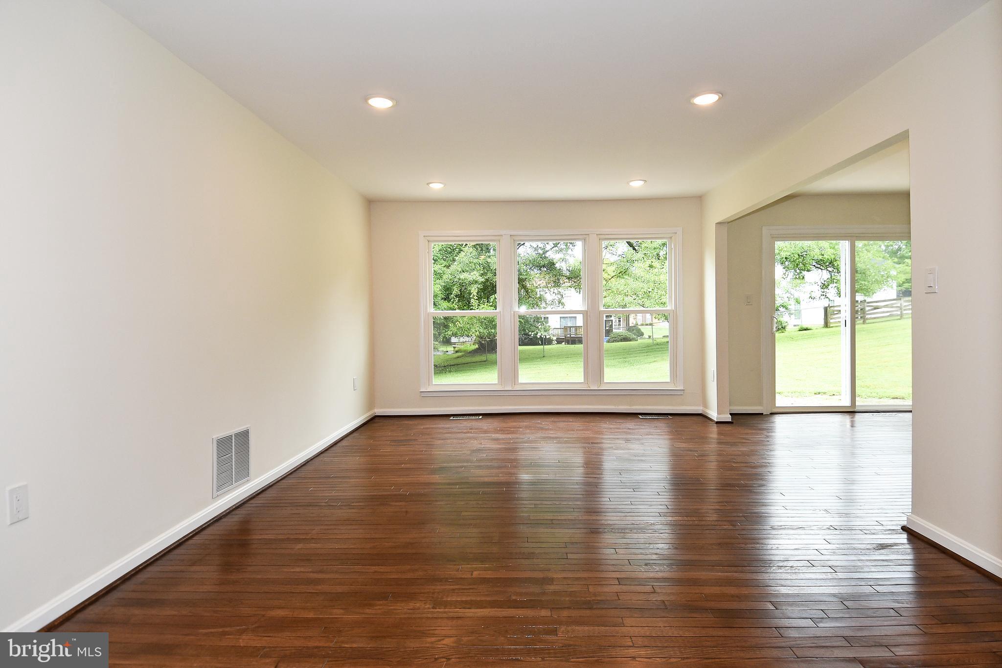 6 Narrows Court Silver Spring, MD 20906 - Photo 5 of 53 Gallery Image 5