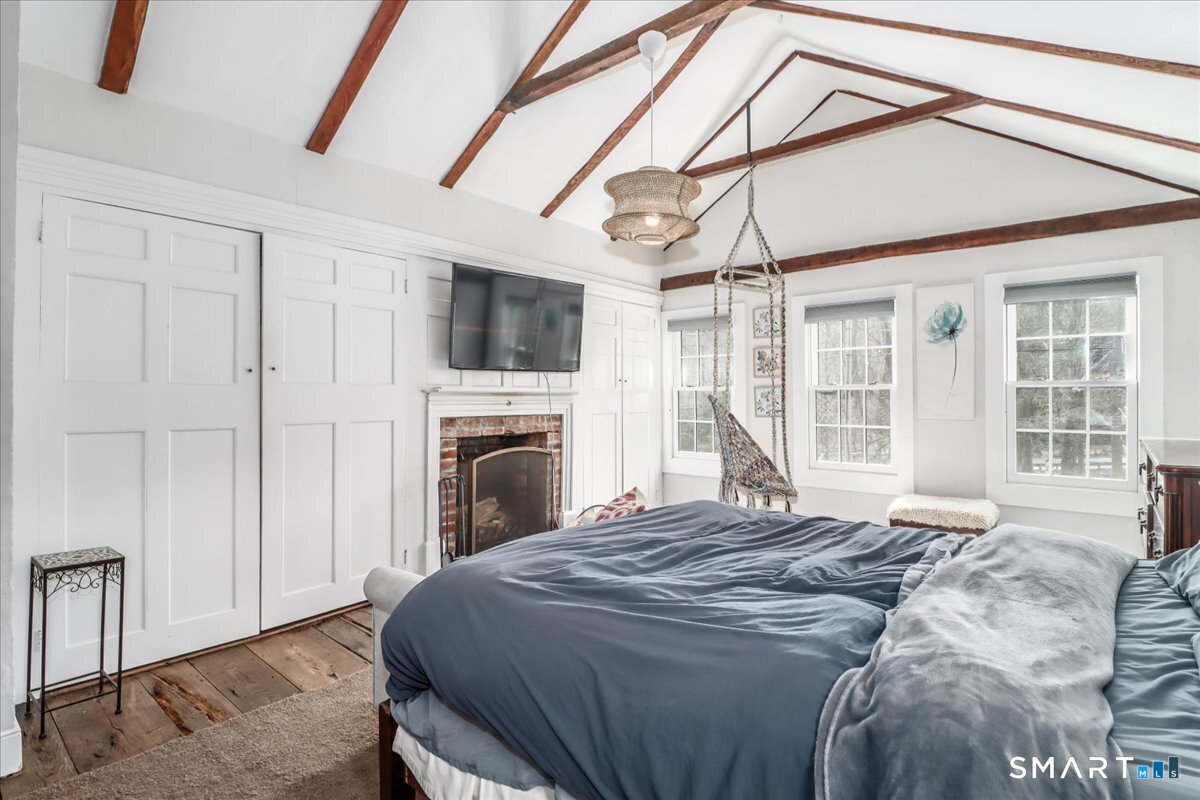 6 Weekeepeemee Road Woodbury, CT 06798 - Photo 18 of 34