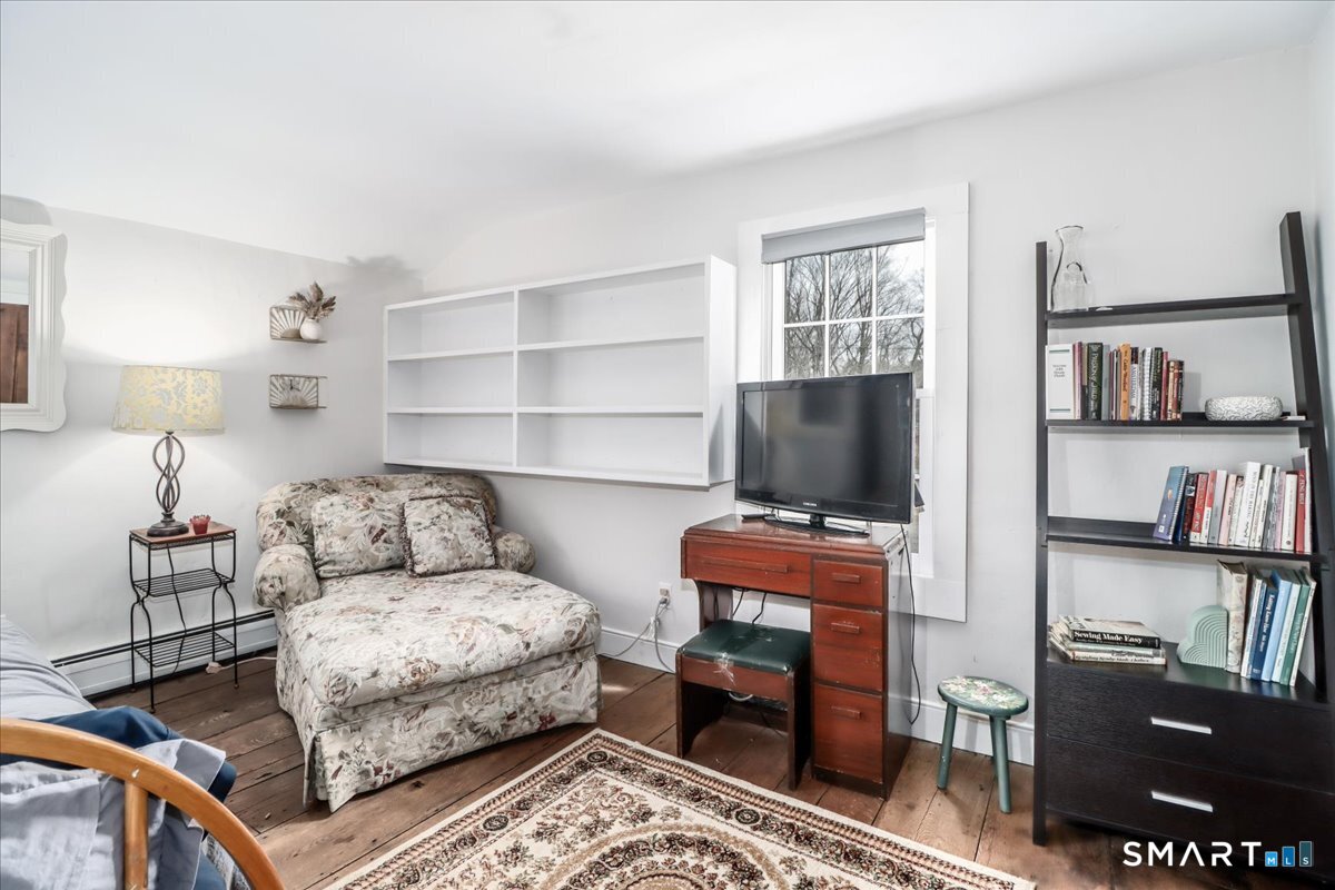 6 Weekeepeemee Road Woodbury, CT 06798 - Photo 23 of 34