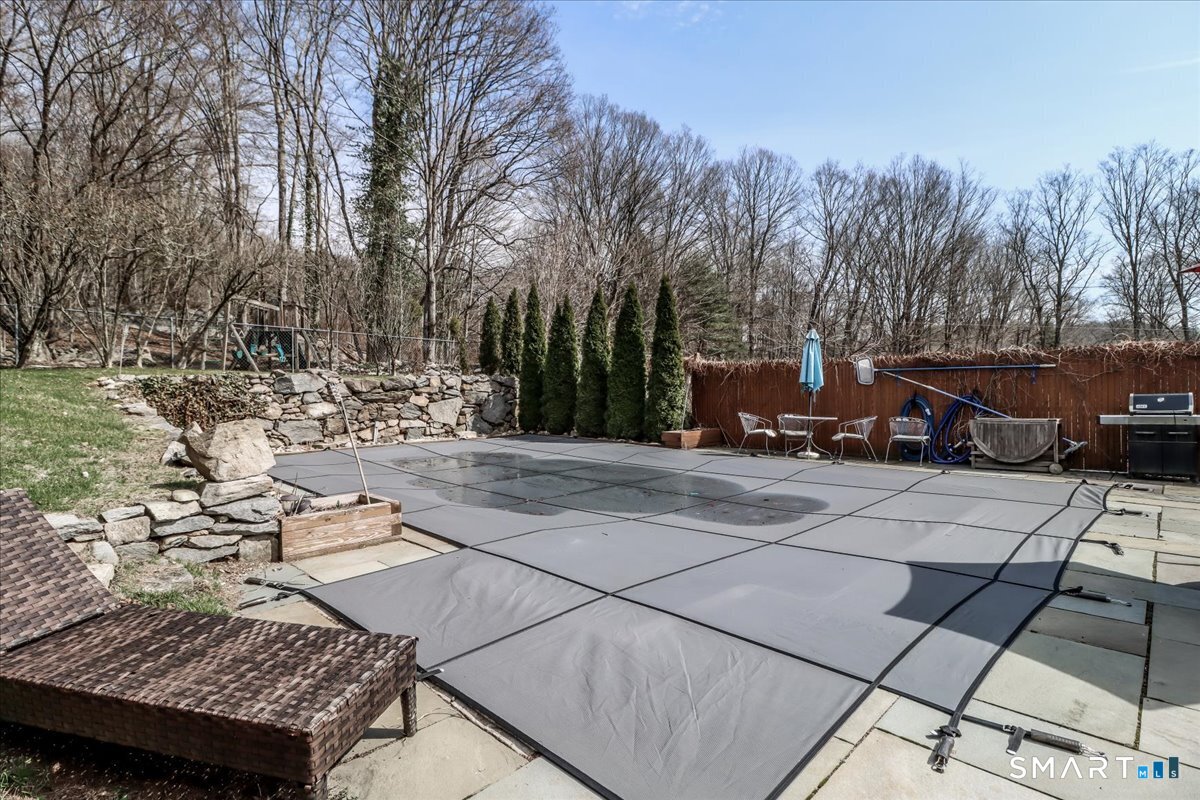 6 Weekeepeemee Road Woodbury, CT 06798 - Photo 3 of 34