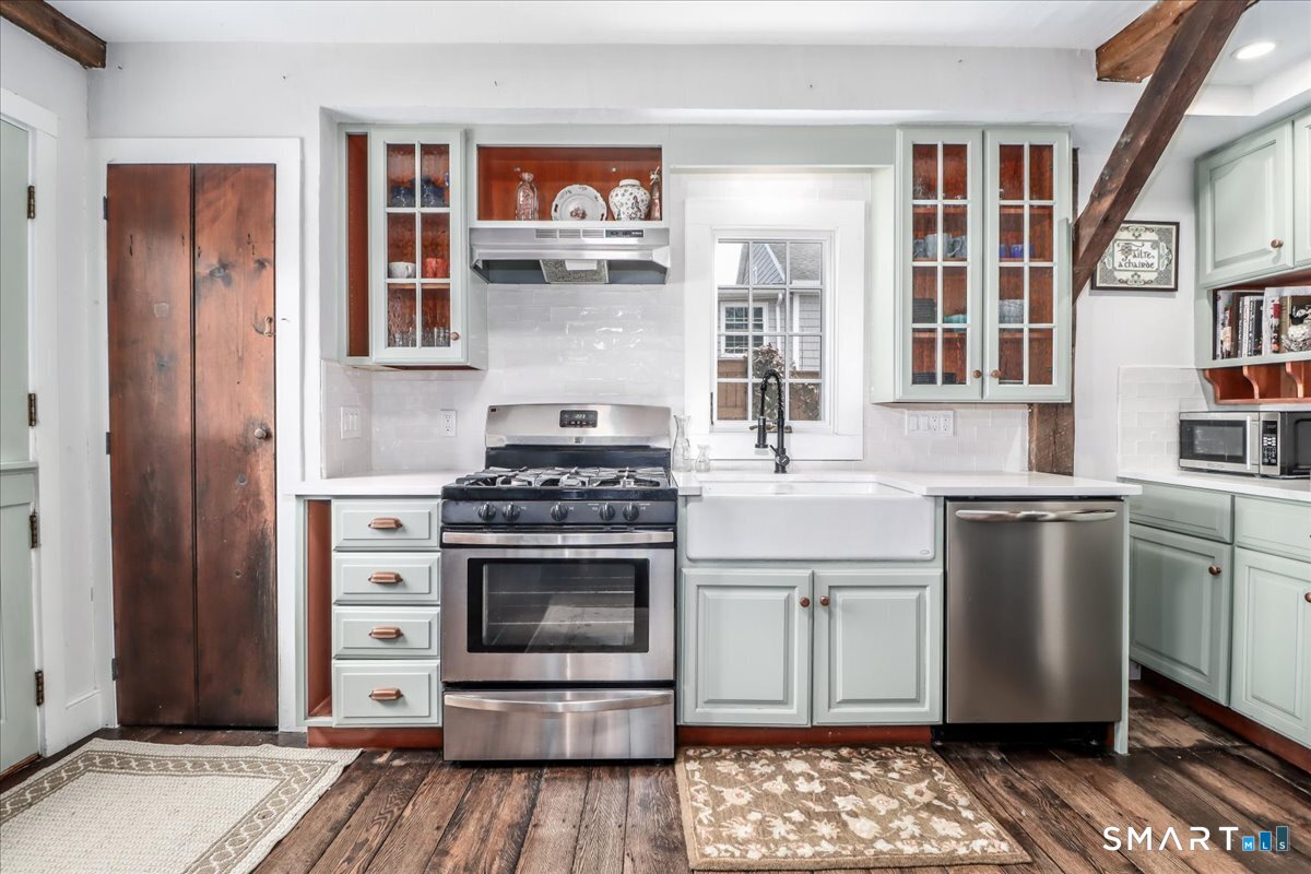 6 Weekeepeemee Road Woodbury, CT 06798 - Photo 8 of 34