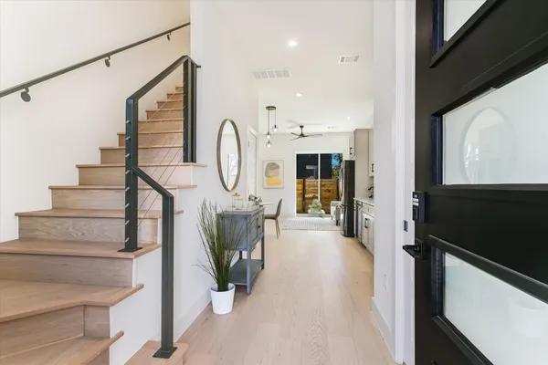 $499,000 | 2006 South L Davis Avenue, Unit 3, Austin, TX 78702