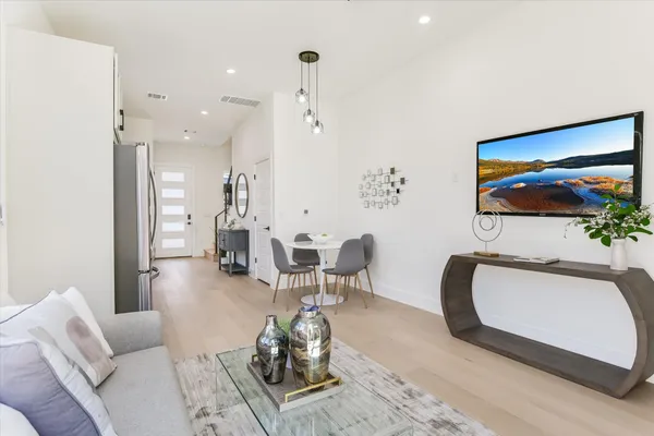 $499,000 | 2006 South L Davis Avenue, Unit 3, Austin, TX 78702