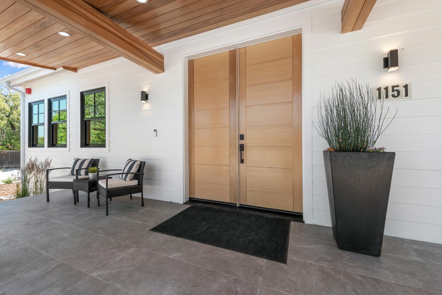 1151 Rosedale Avenue Burlingame, CA 94010 - Photo 6 of 38 a view of a hallway with seating area