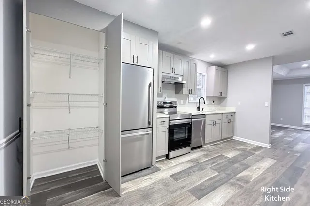 $385,000 | 1114 Summer Brook Road, Atlanta, GA 30349