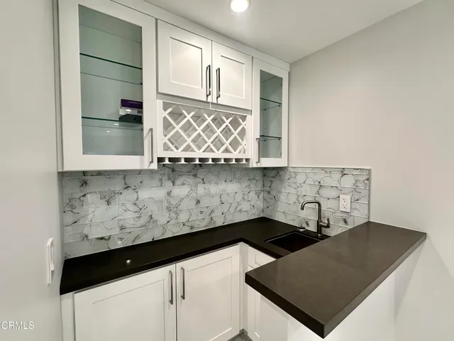 $5,400 | 10462 Yarmouth Avenue, Granada Hills, CA 91344