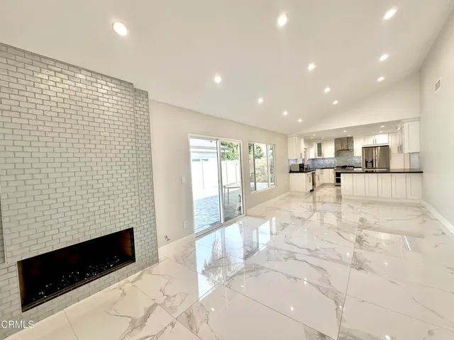 $5,400 | 10462 Yarmouth Avenue, Granada Hills, CA 91344