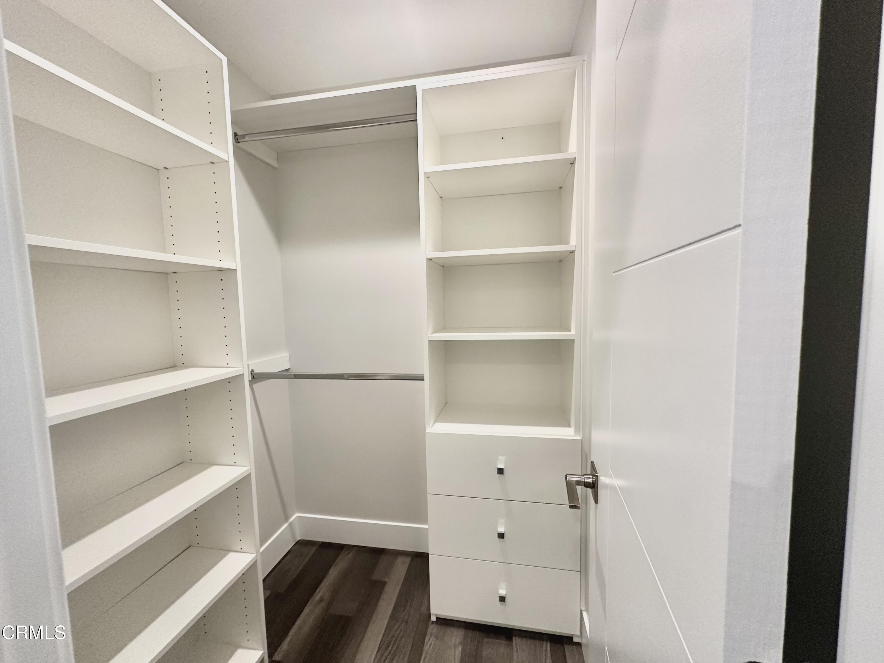 10462 Yarmouth Avenue Granada Hills, CA 91344 - Photo 17 of 30 IMG_1382