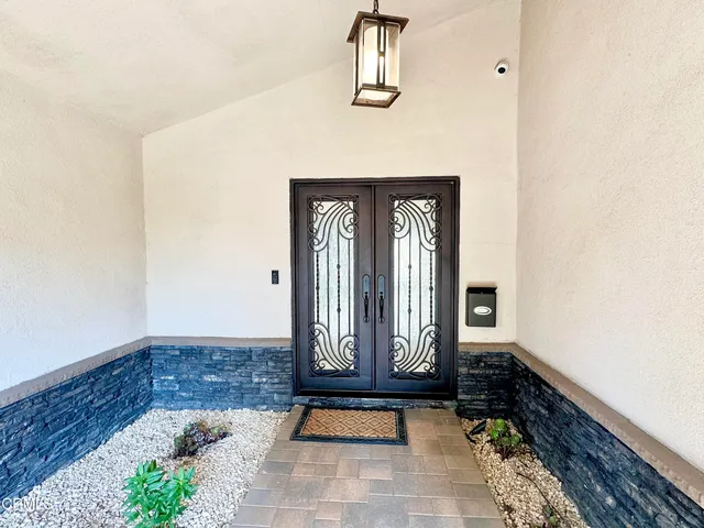 $5,400 | 10462 Yarmouth Avenue, Granada Hills, CA 91344