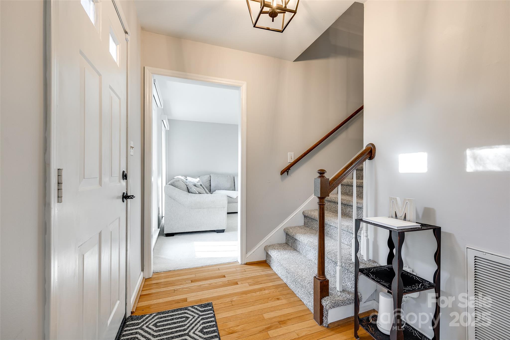 8620 Kirchenbaum Drive Charlotte, NC 28210 - Photo 3 of 35