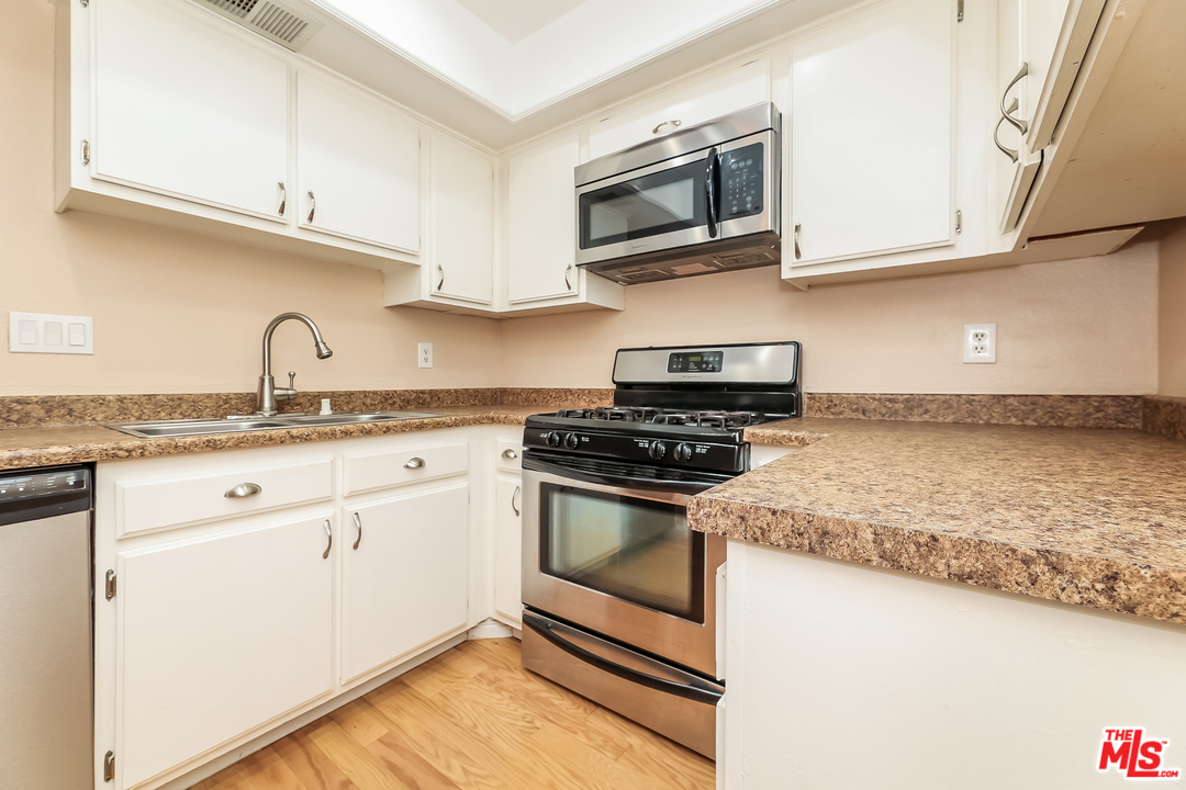 2201 Cheyenne Way, Unit 140 Fullerton, CA 92833 - Photo 17 of 27