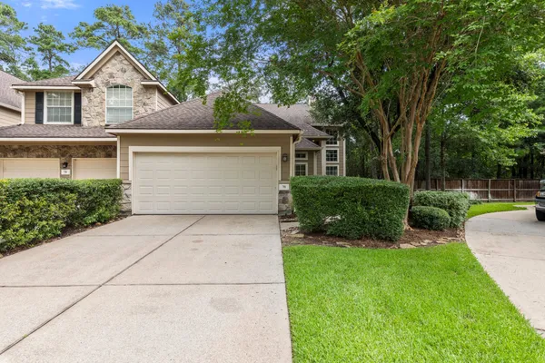 $2,600 | 70 Harvest Wind Place, The Woodlands, TX 77382