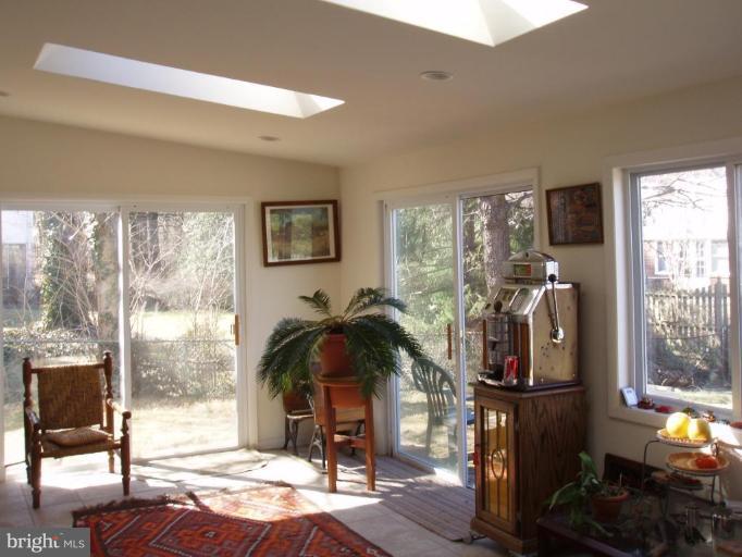 6225 Rockhurst Road Bethesda, MD 20817 - Photo 6 of 11 SKYLIT SUNROOM