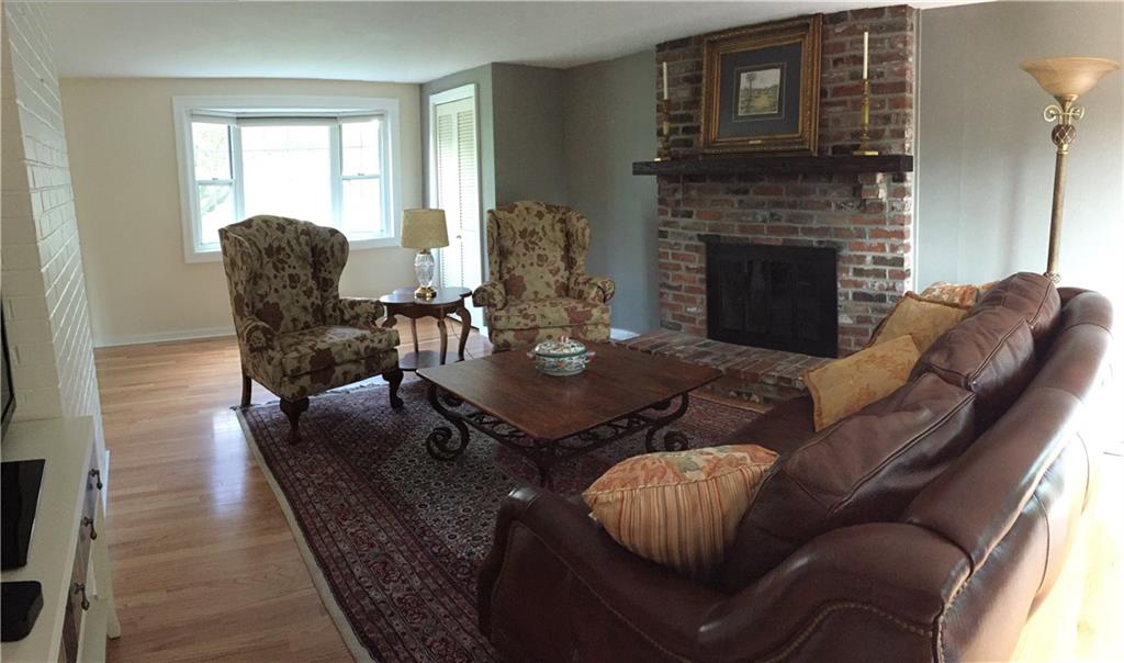 3313 Ponoka Road Pittsburgh, PA 15241 - Photo 4 of 23