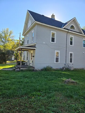 $1,150 | 200 Atlantic Avenue, Kandiyohi, MN 56251