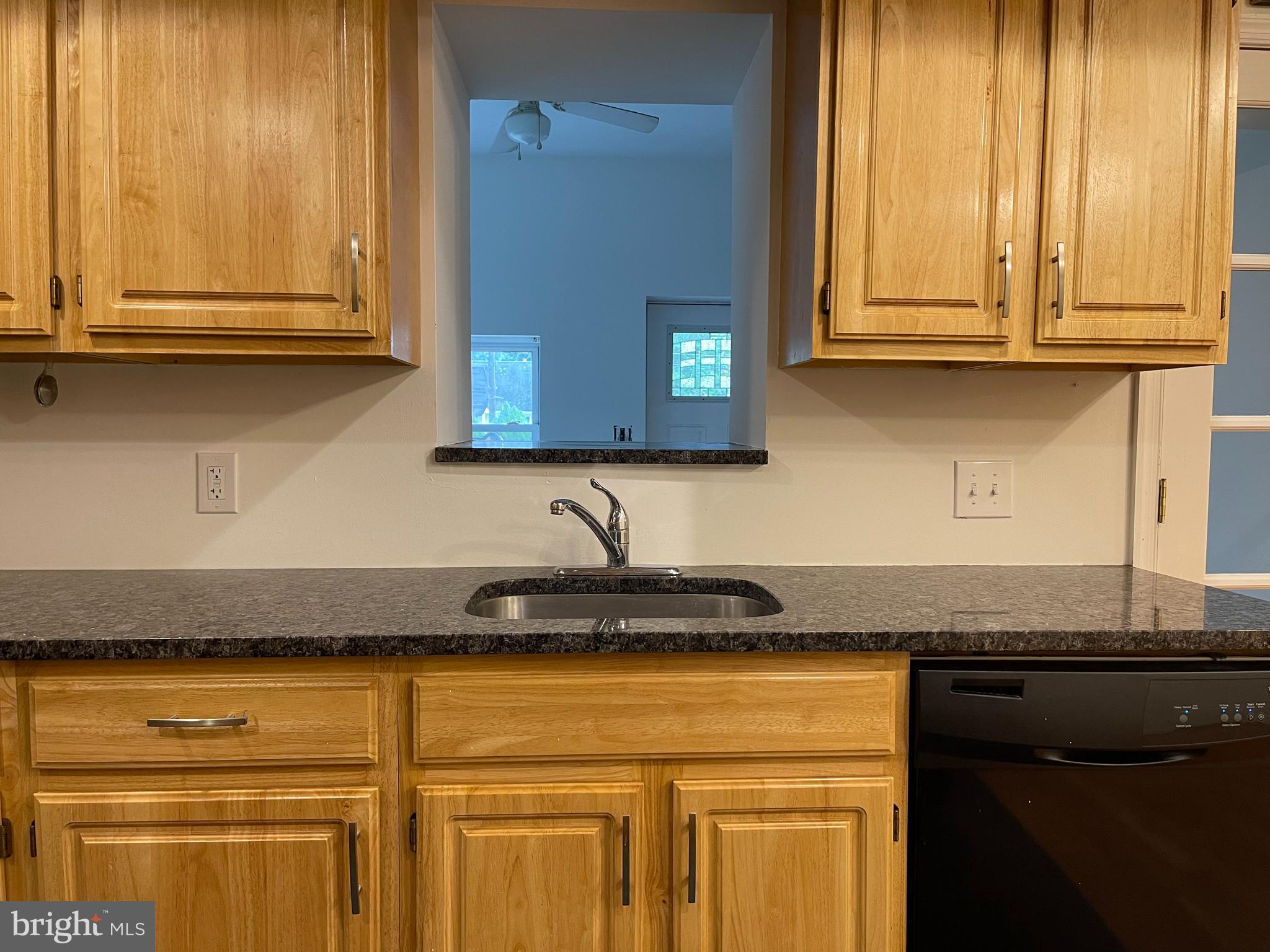 9 Maple Avenue Newfield, NJ 08344 - Photo 8 of 75