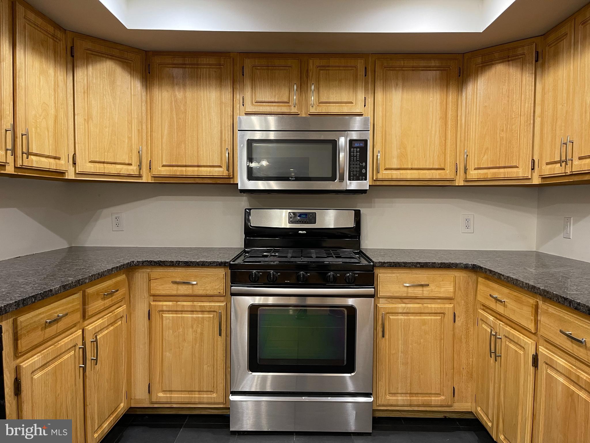 9 Maple Avenue Newfield, NJ 08344 - Photo 9 of 75