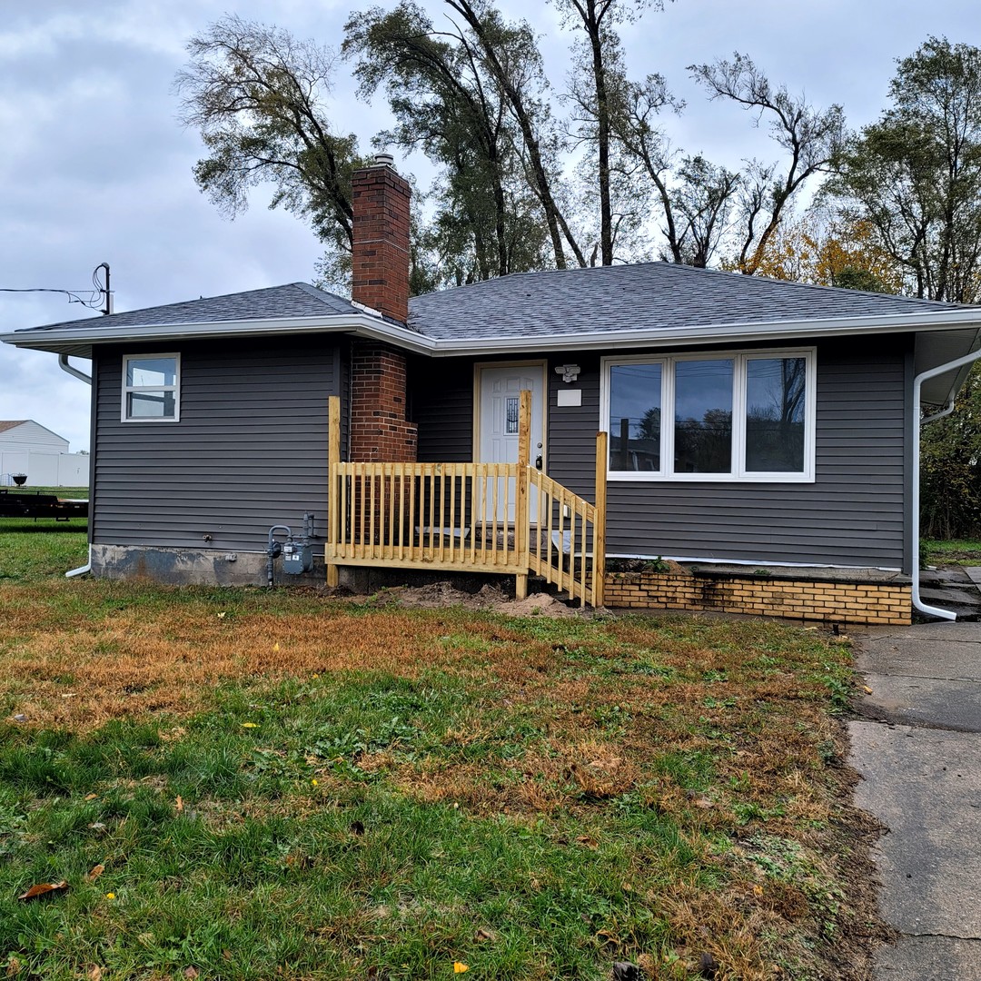 1125 Dallas Street Gary, IN 46406 - Photo 1 of 25