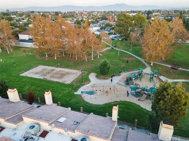 $999,500 | 380 West Wilson Street, Unit B106, Costa Mesa, CA 92626