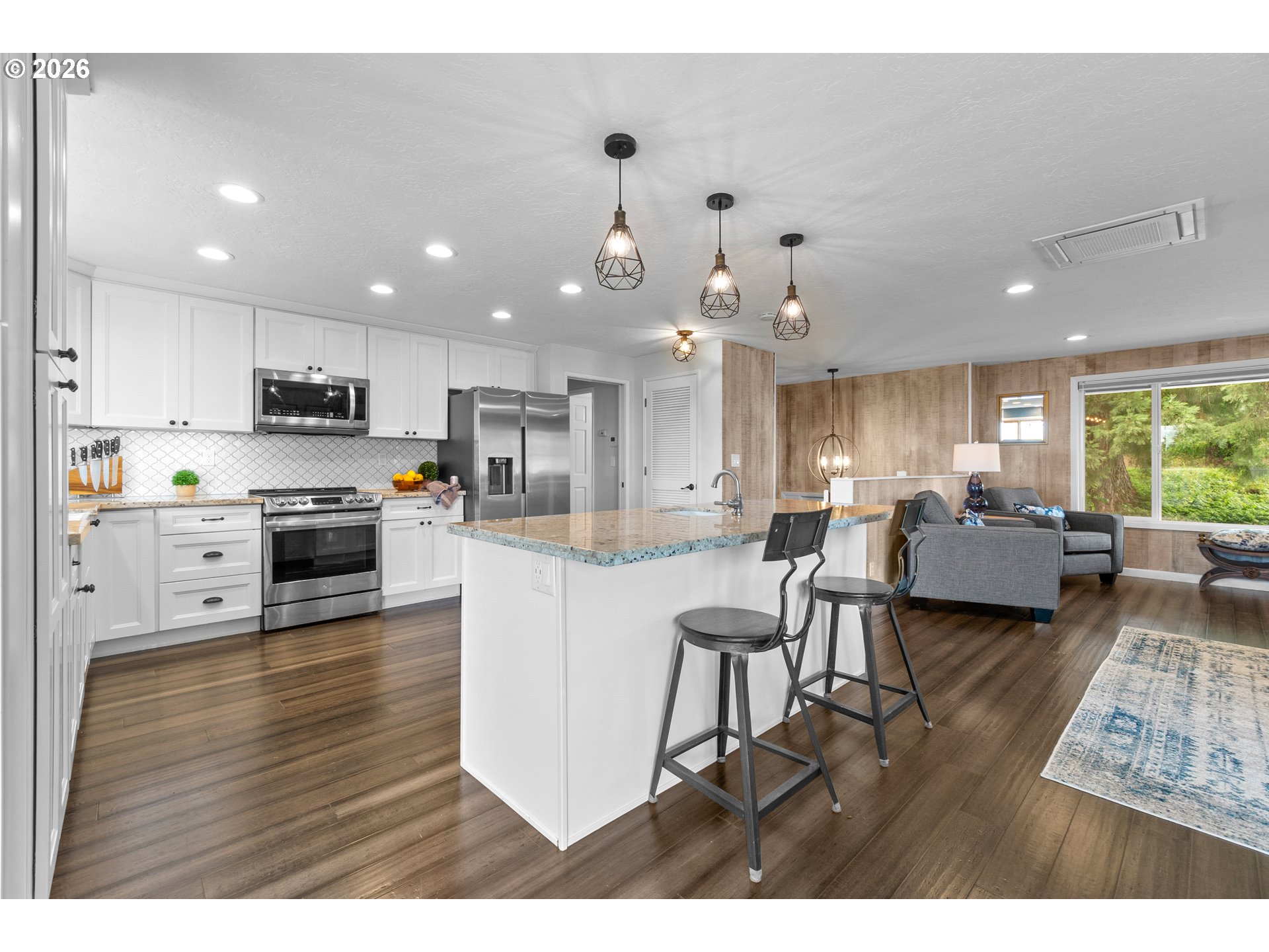 33672 Southwest Laurel Road Hillsboro, OR 97123 - Photo 12 of 48