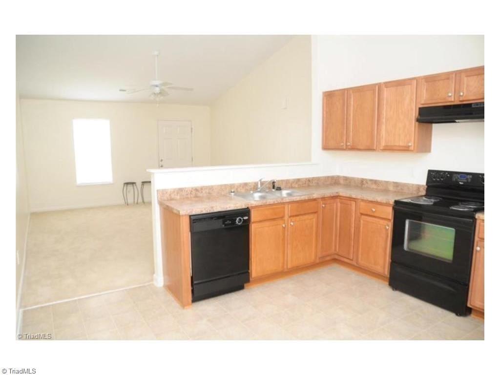 771 Bitting Hall Circle Rural Hall, NC 27045 - Photo 6 of 13 Gallery Image 6