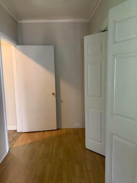 754 Olympia Street Southwest Grand Rapids, MI 49503 - Photo 11 of 19 living 9