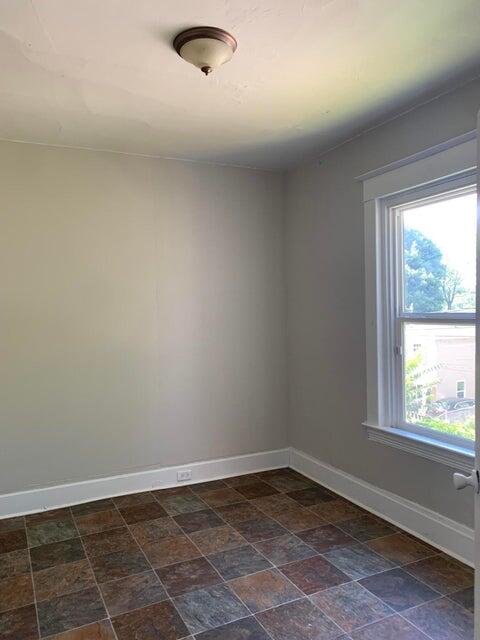 754 Olympia Street Southwest Grand Rapids, MI 49503 - Photo 10 of 19 living9