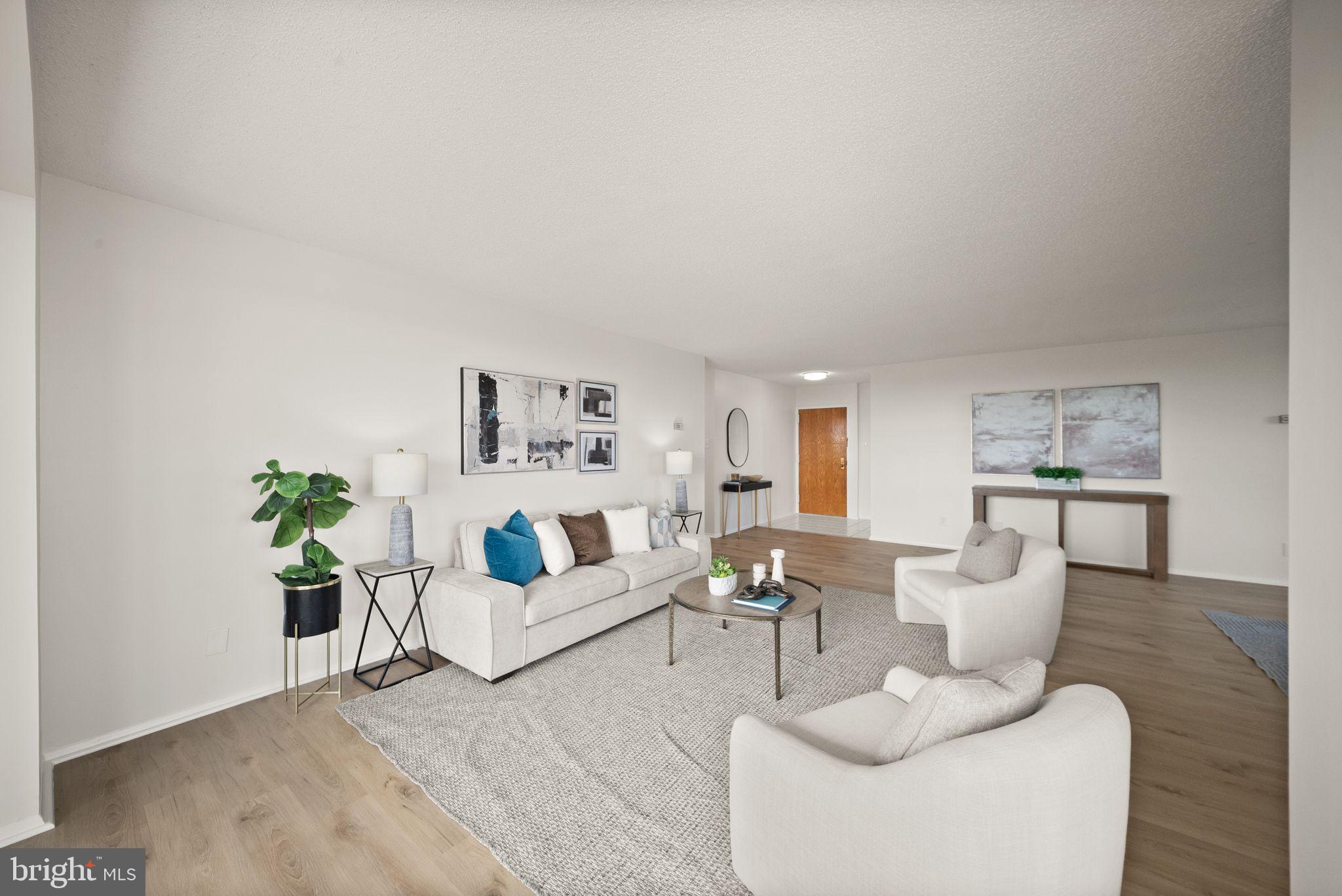 1800 Old Meadow Road, Unit 1601 McLean, VA 22102 - Photo 10 of 46 Living Room